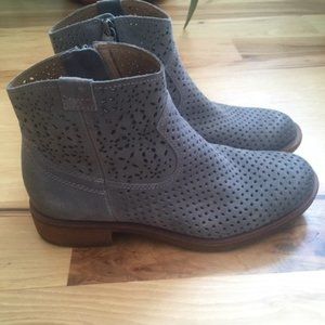 EUC Sofft Brooklee Suede Leather Booties